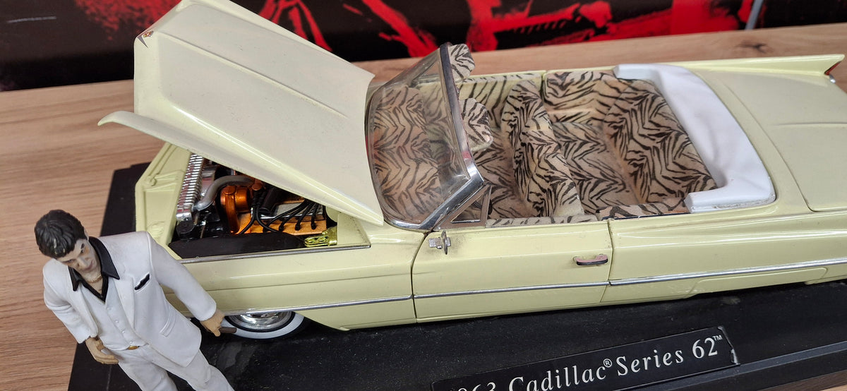 Jada Toys 1/18 Cadillac Eldorado Scareface + figurka Al pacino
