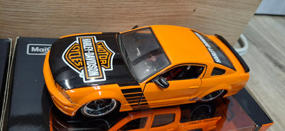 Maisto Design 1/24 Harley Davidson Set 4pcs Orange