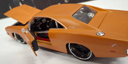 Maisto Design 1/24 Dodge Charger R/T 1969 Orange Matt USED