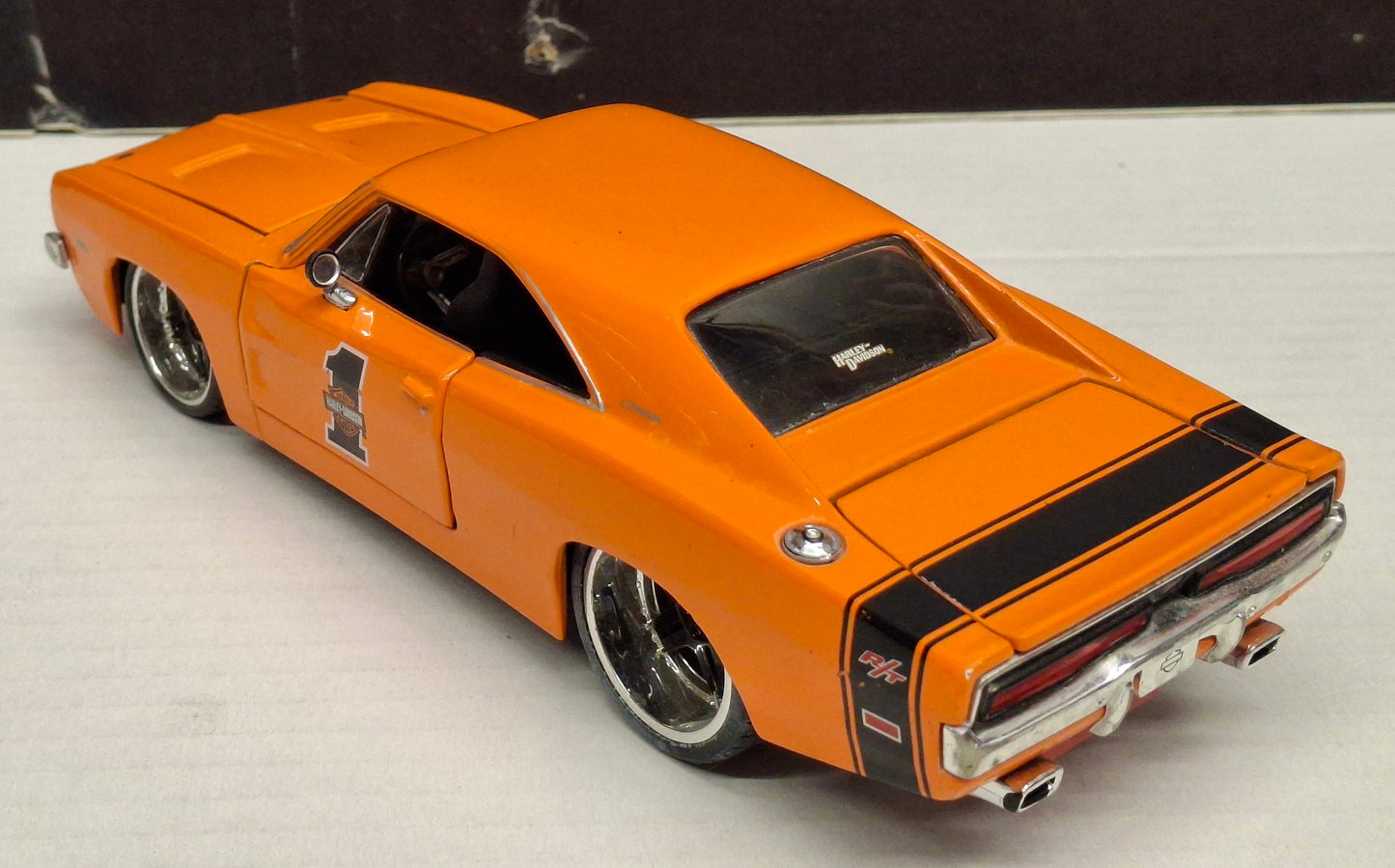 Maisto Design 1/24 Dodge Charger R/T 1969 Orange H-D USED