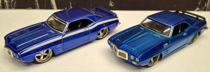 Maisto Design 1/24 Pontiac Firebird 1969 Set 2pcs USED
