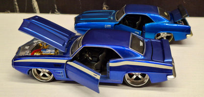 Maisto Design 1/24 Pontiac Firebird 1969 Set 2pcs USED