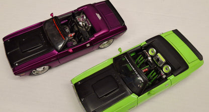 Maisto Design 1/24 Dodge Chellenger Cabrio Set 2pcs