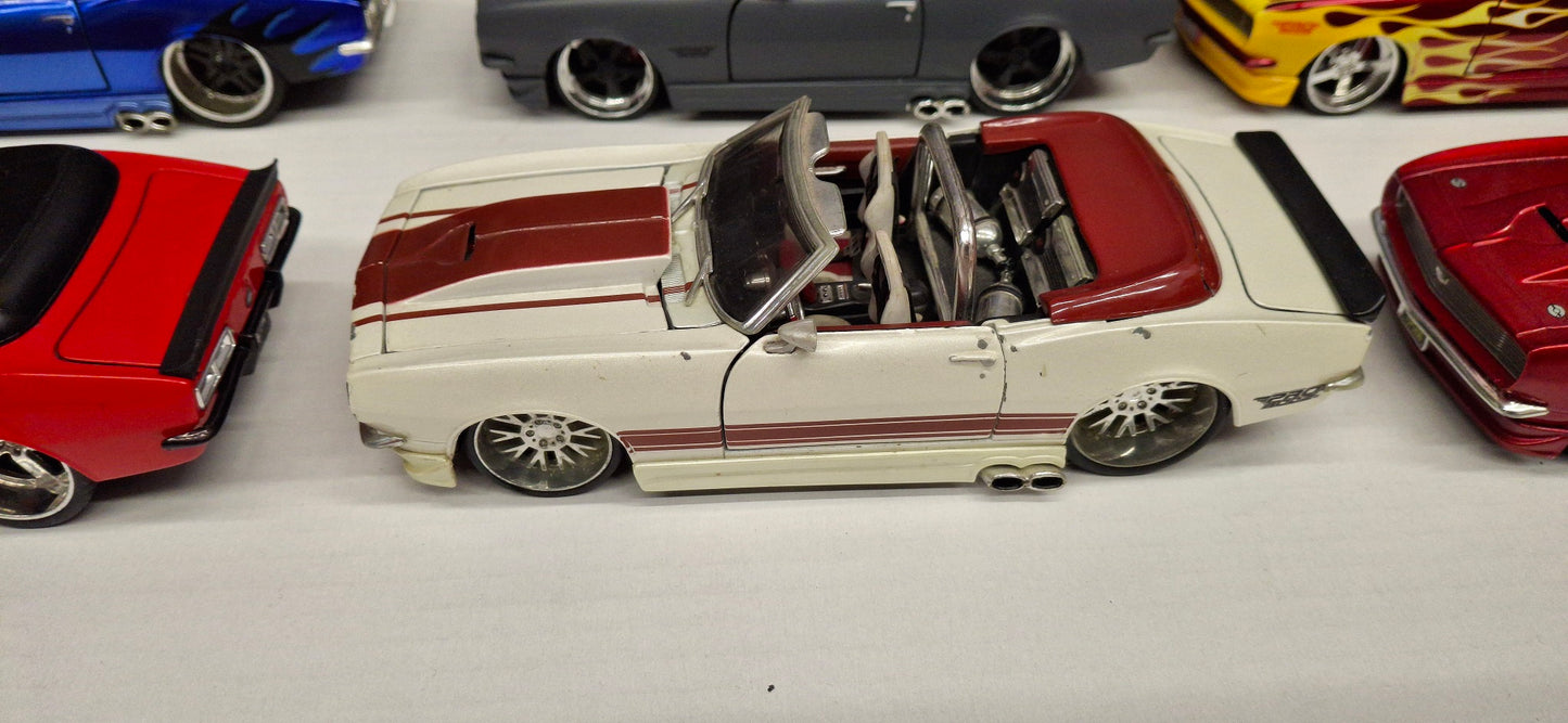 Maisto Design 1/24 Chevy Camaro 1969 Cabrio Set 6pcs USED