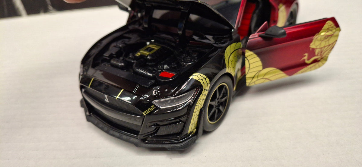 Jada Toys 1/24 Ford Mustang Shelby GT-500 2020 Year Of Snake Pink Slips