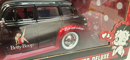 Jada Toys 1/24 Chevy Master Deluxe 1939 Betty Boop