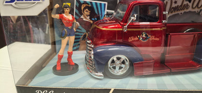 Jada Toys 1/24 Chevy COE Pickup 1952 Wonder Woman DC