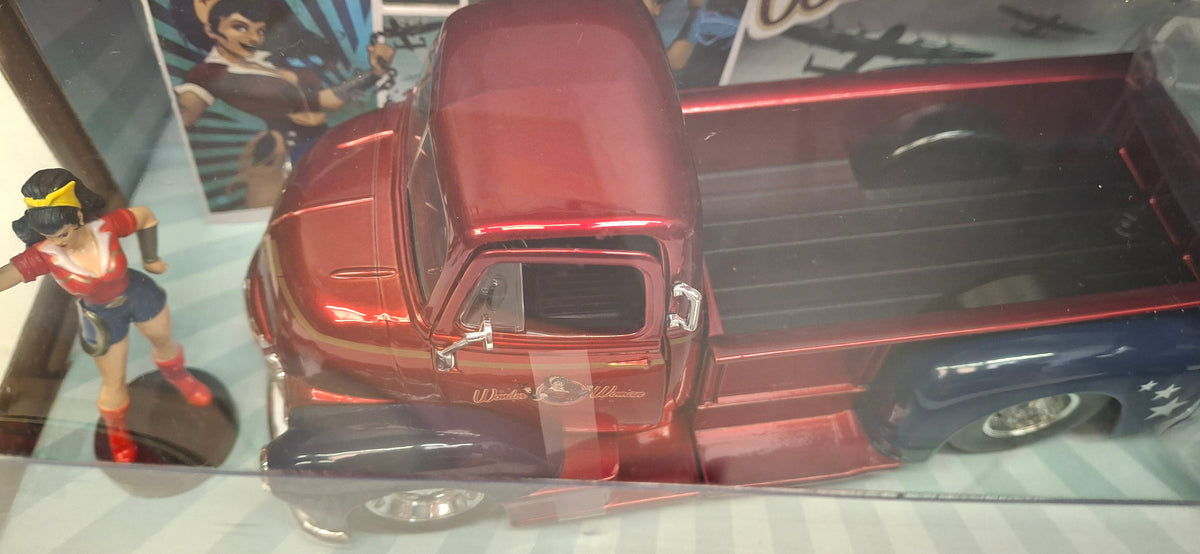 Jada Toys 1/24 Chevy COE Pickup 1952 Wonder Woman DC
