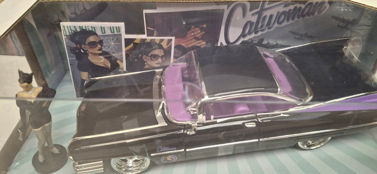 Jada Toys 1/24 Cadillac Coupe Deville 1959 Cat Women DC