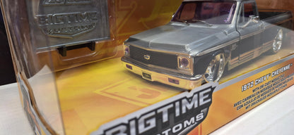 Jada Toys 1/24 Chevy Cheyenne 1972 25th Anniversary