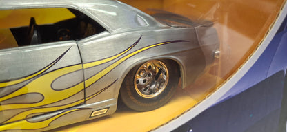 Jada Toys 1/24 Chevy Camaro 1969 25th Anniversary
