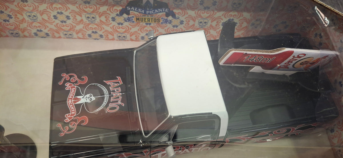 Jada Toys 1/24 Chevrolet C-10 1985 Charro Man Tapatio Muertos