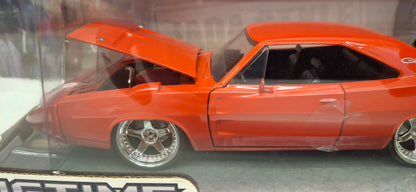 Jada Toys 1/24 Dodge Charger Daytona 1969 Red Black Big Time Muscle