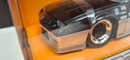 Jada Toys 1/24 Chevy Camaro 1985 Mickey Thompson Big Time Muscle