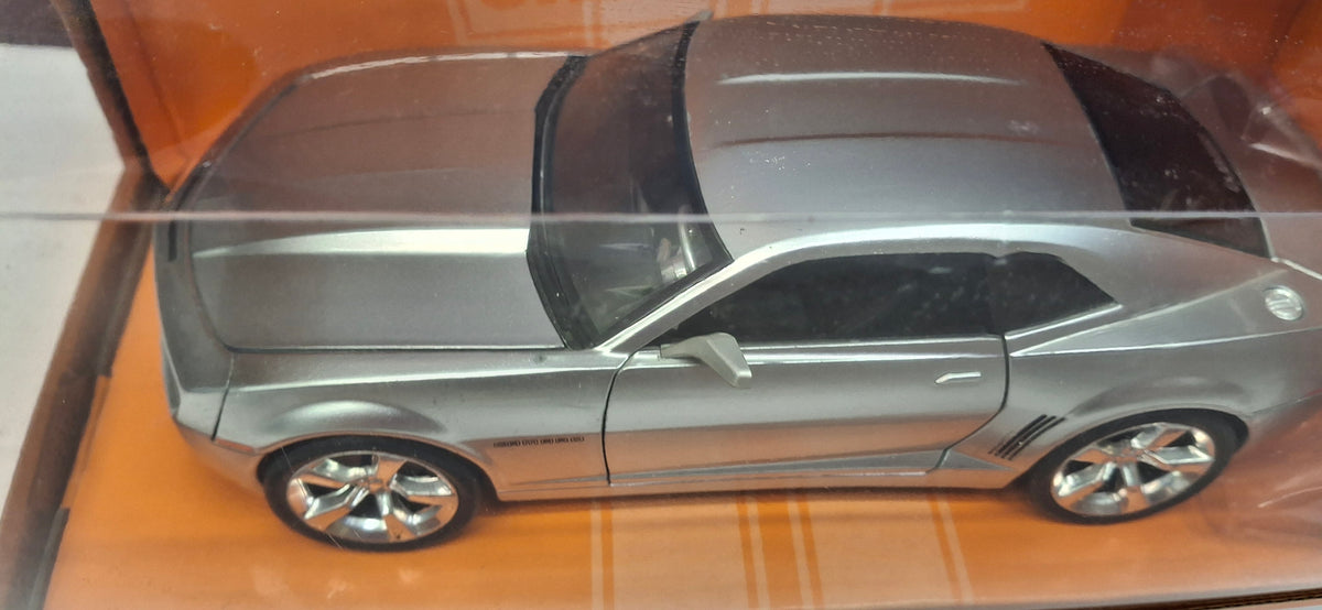 Jada Toys 1/24 Chevy Camaro 2005 Silver Big Time Muscle