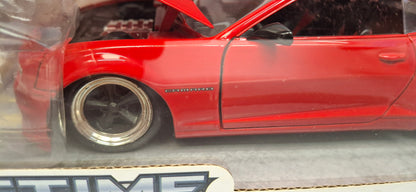 Jada Toys 1/24 Chevy Camaro 2005 Red Black Stripes Big Time Muscle