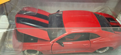 Jada Toys 1/24 Chevy Camaro 2005 Red Black Stripes Big Time Muscle