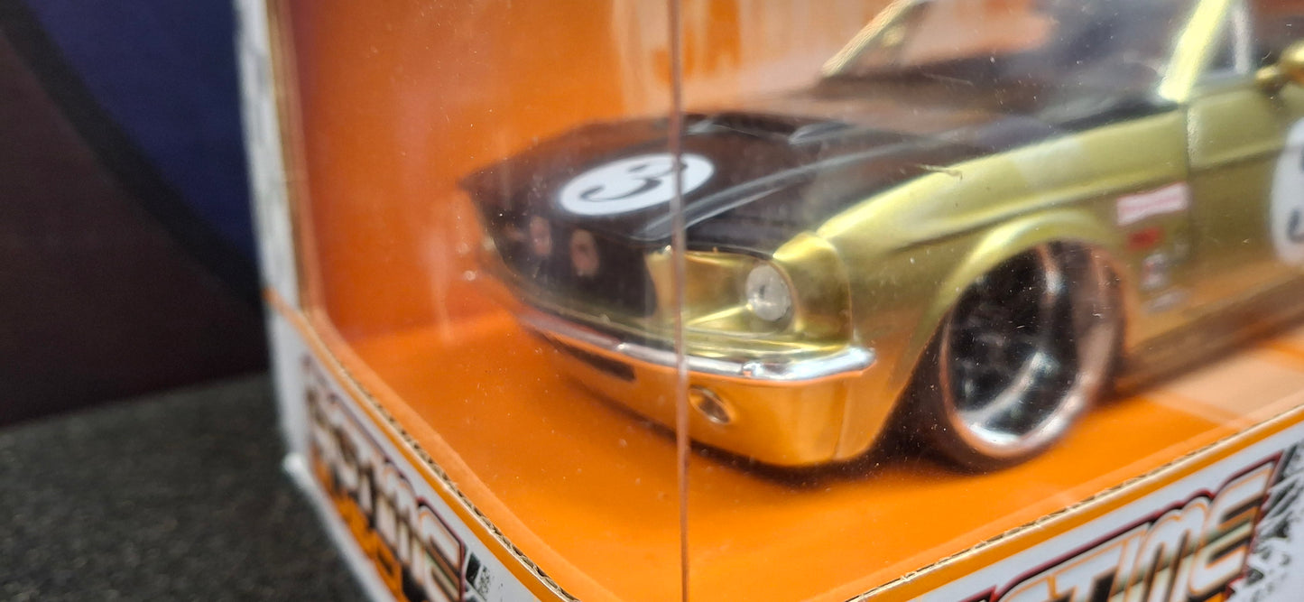 Jada Toys 1/24 Ford Mustang 1967 Shelby GT-500 Gold "3" Big Time Muscle