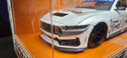 Jada Toys 1/24 Ford Mustang Dark Horse 2024 White Horse Big Time Muscle