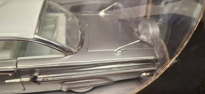 Jada Toys 1/24 Chevy Impala 1960 Silver Show room Low Rider Big Time Muscle