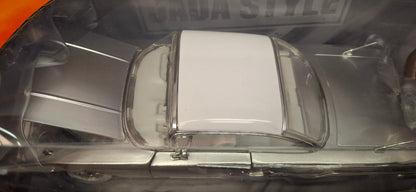 Jada Toys 1/24 Chevy Impala 1960 Silver Show room Low Rider Big Time Muscle