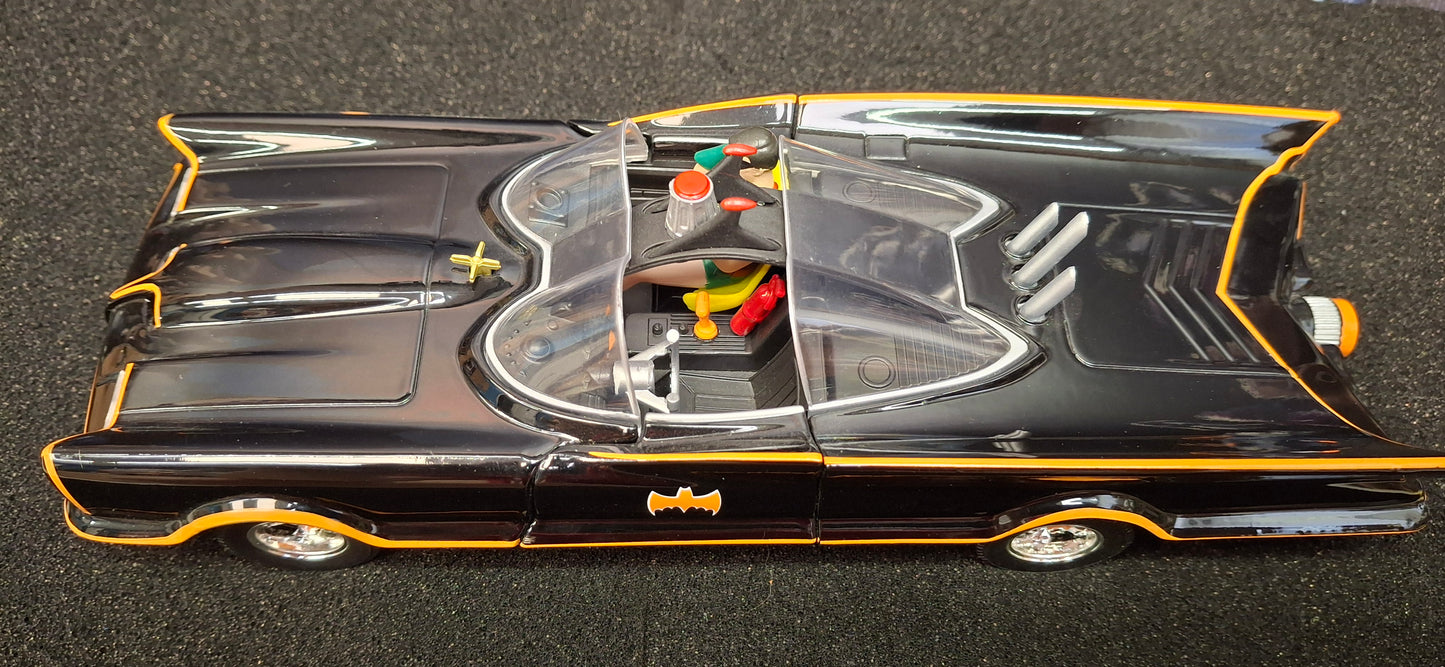 Jada Toys 1/24 Batman Mobile + figurki DC Comics USED