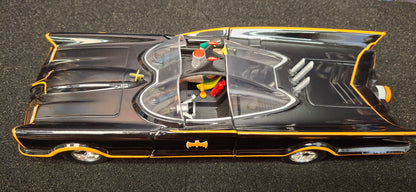 Jada Toys 1/24 Batman Mobile + figurki DC Comics USED