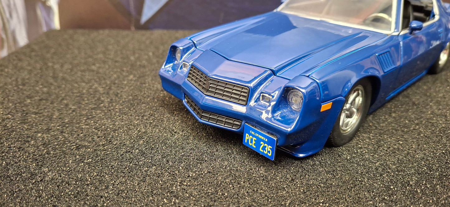 Jada Toys 1/24 Chevy Camaro Z28 Blue Poltergaist + figurka Clown USED