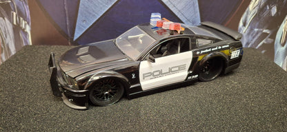 Jada Toys 1/24 Ford Mustang Shelby GT-500 Police 2007 Big Time Muscle USED