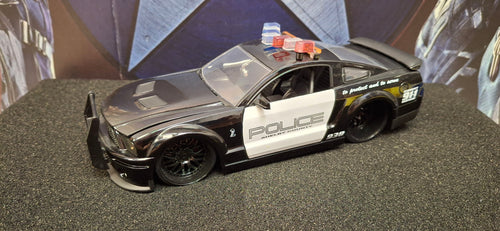Jada Toys 1/24 Ford Mustang Shelby GT-500 Police 2007 Big Time Muscle USED