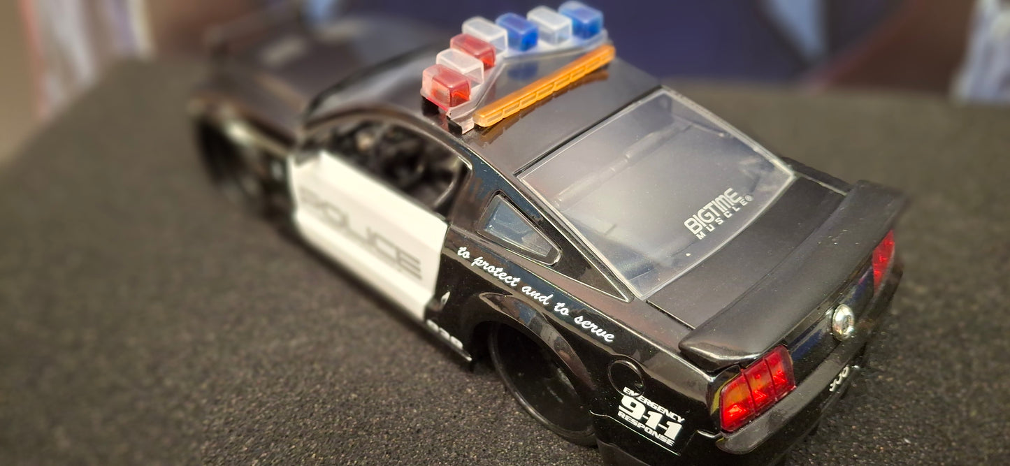 Jada Toys 1/24 Ford Mustang Shelby GT-500 Police 2007 Big Time Muscle USED