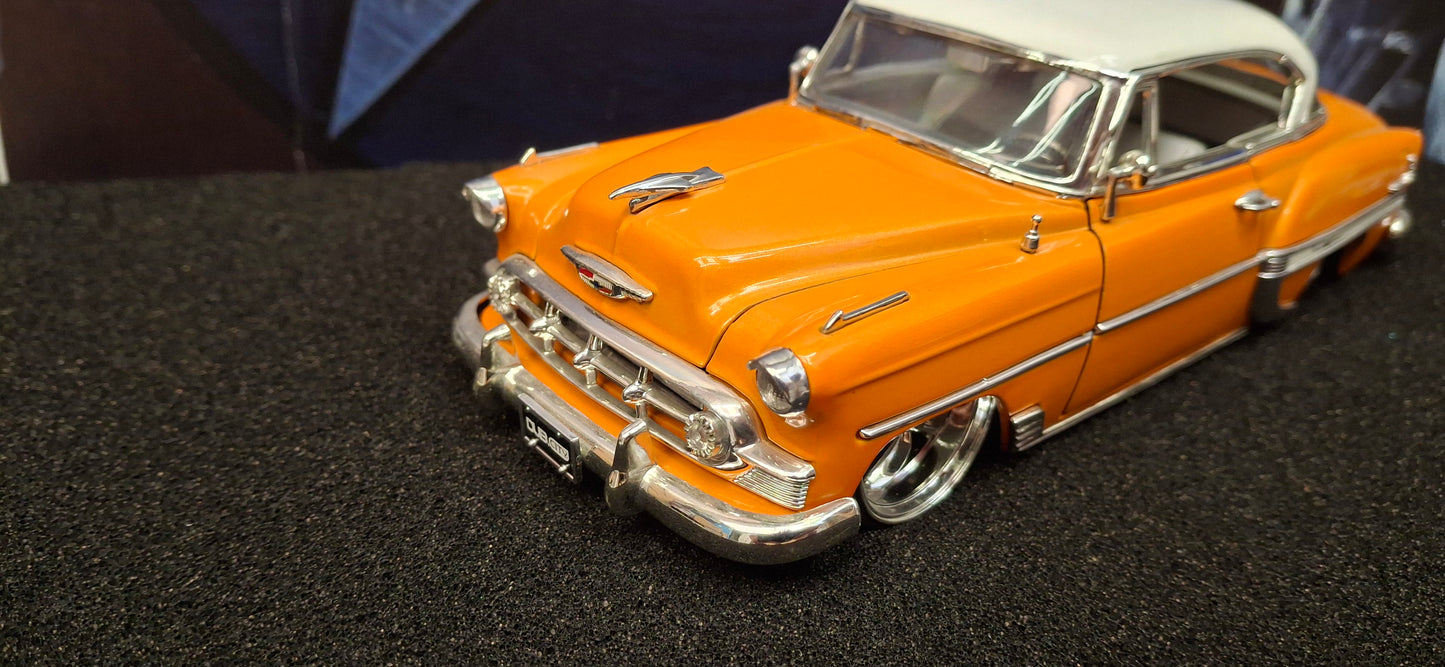 Jada Toys 1/24 Chevy Bel-Air 1953 Orange Street Low Big Time Muscle USED