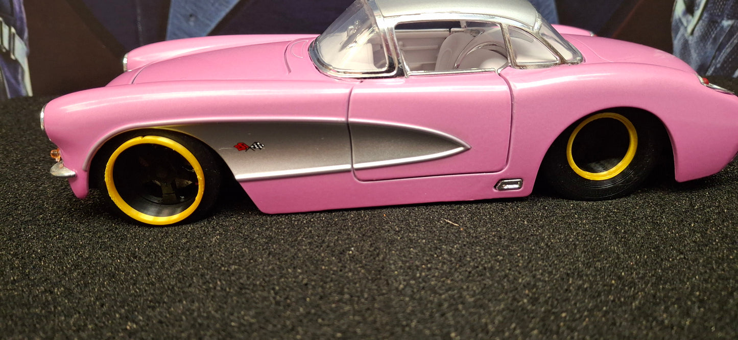 Jada Toys 1/24 Chevy Corvette 1957 Pink Big Time Muscle USED