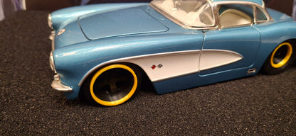 Jada Toys 1/24 Chevy Corvette 1957 Ocean Blue Big Time Muscle USED