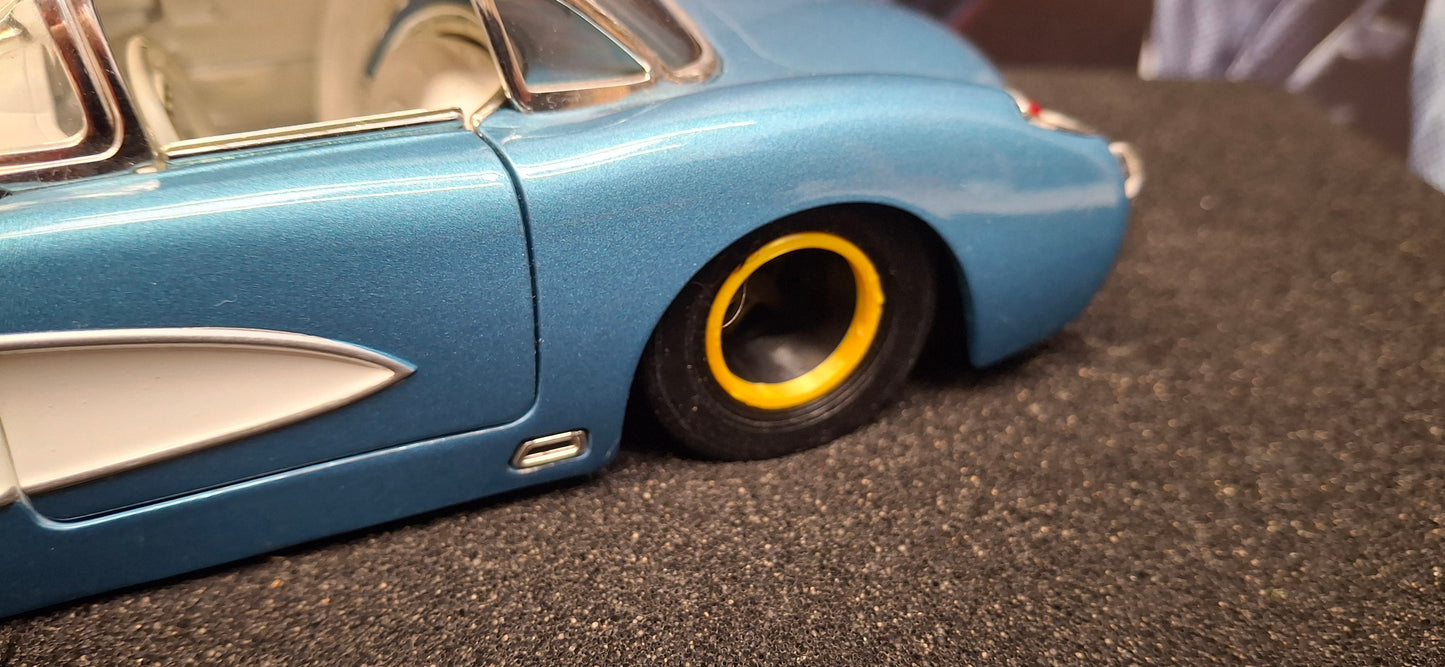 Jada Toys 1/24 Chevy Corvette 1957 Ocean Blue Big Time Muscle USED