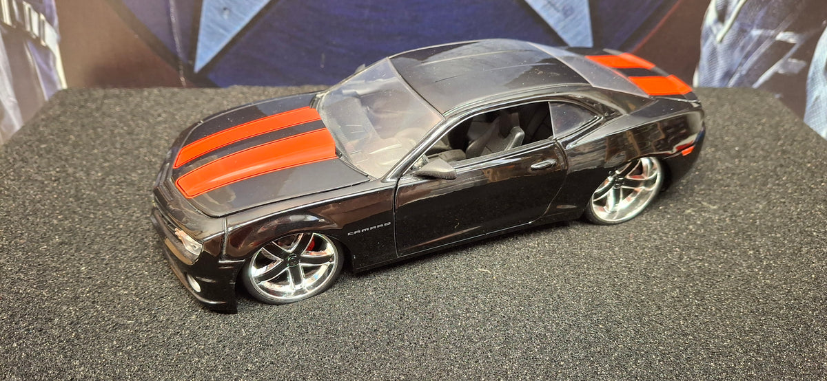 Jada Toys 1/24 Chevy Camaro SS 2010 Black Red Big Time Muscle USED