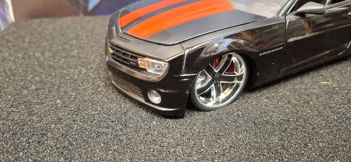 Jada Toys 1/24 Chevy Camaro SS 2010 Black Red Big Time Muscle USED