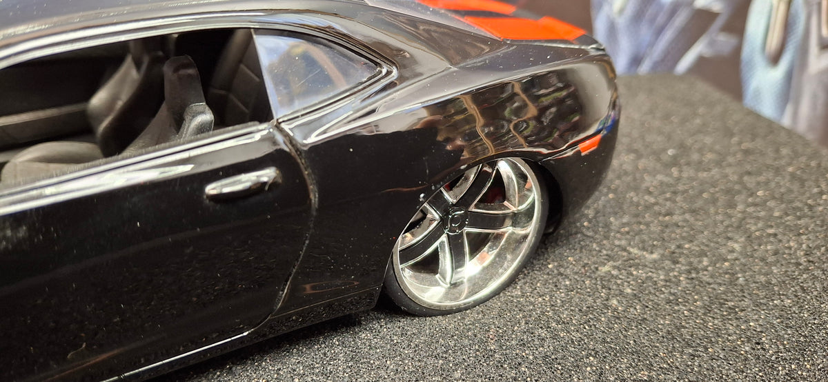 Jada Toys 1/24 Chevy Camaro SS 2010 Black Red Big Time Muscle USED