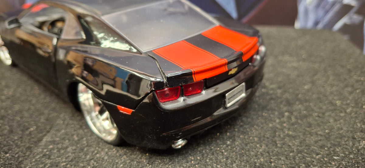 Jada Toys 1/24 Chevy Camaro SS 2010 Black Red Big Time Muscle USED
