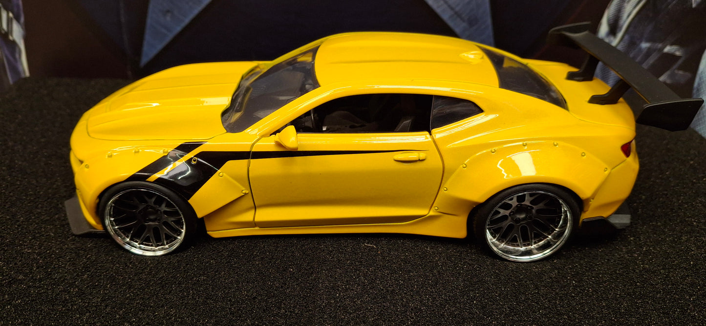 Jada Toys 1/24 Chevy Camaro SS Widebody 2016 Yellow  Big Time Muscle USED