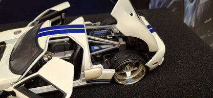 Jada Toys 1/24 Ford GT 2005 White Blue Big Time Muscle USED