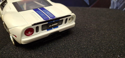 Jada Toys 1/24 Ford GT 2005 White Blue Big Time Muscle USED
