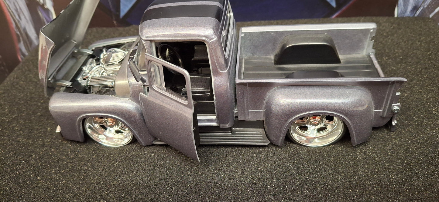 Jada Toys 1/24 Ford F-100 1956 Gray Big Time Muscle USED