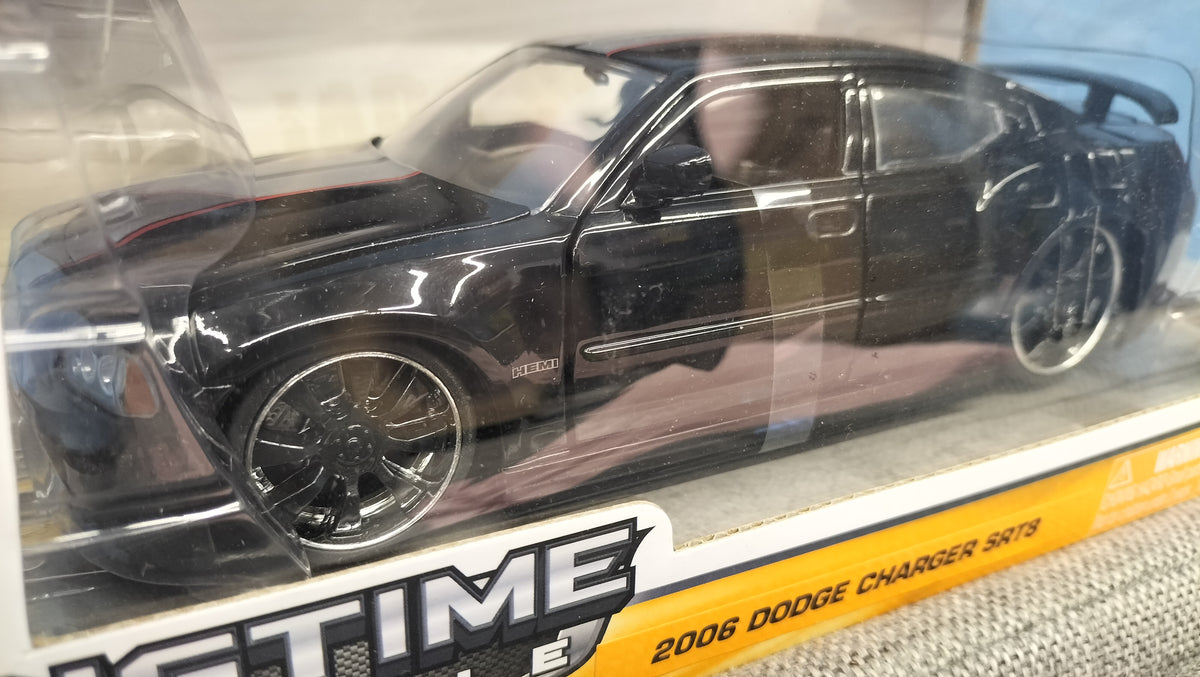 Jada Toys 1/24 Dodge Charger SRT8 2006 Black Silver Big Time Muscle
