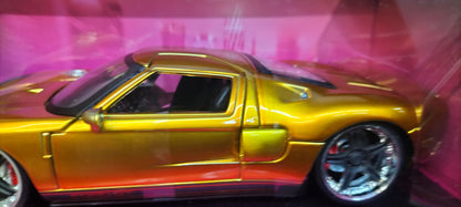 Jada Toys 1/24 Ford GT 2005 Gold Pink Slips