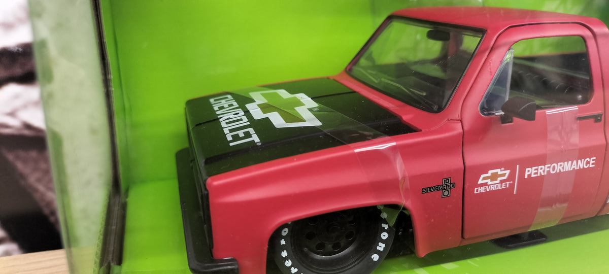 Jada Toys 1/24 Chevy C-10 Performance Red 1985 Just Truck