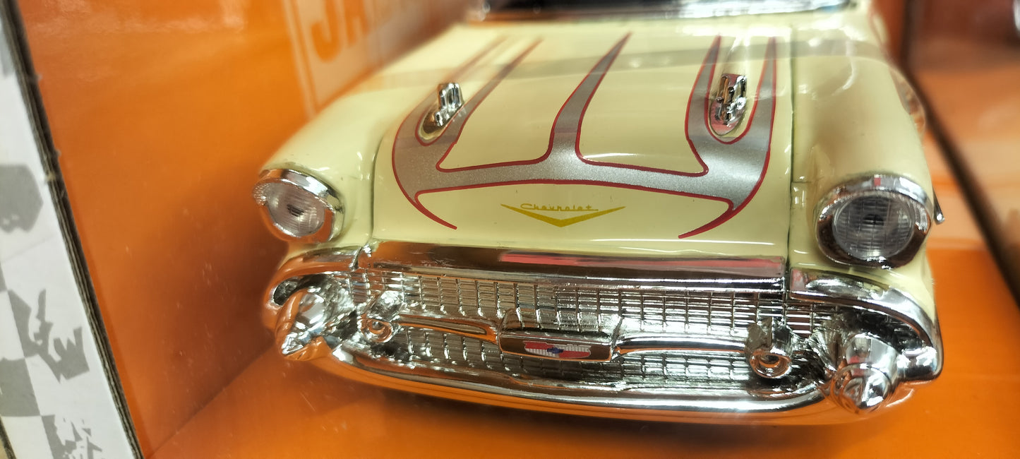 Jada Toys 1/24 Chevy Bel-Air Beige Strips 1957 Big Time Muscle