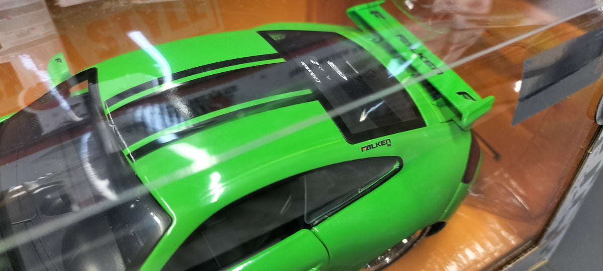 Jada Toys 1/24 Porsche 911 GT3 996 Custom Green Falken Big Time Muscle