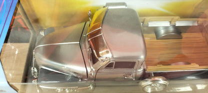 Jada Toys 1/24 Chevy Pickup 1951 Silver Street Low