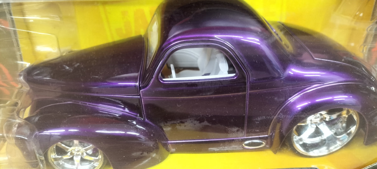 Jada Toys 1/24 Willys Coupe Purple 1940 D-Rods
